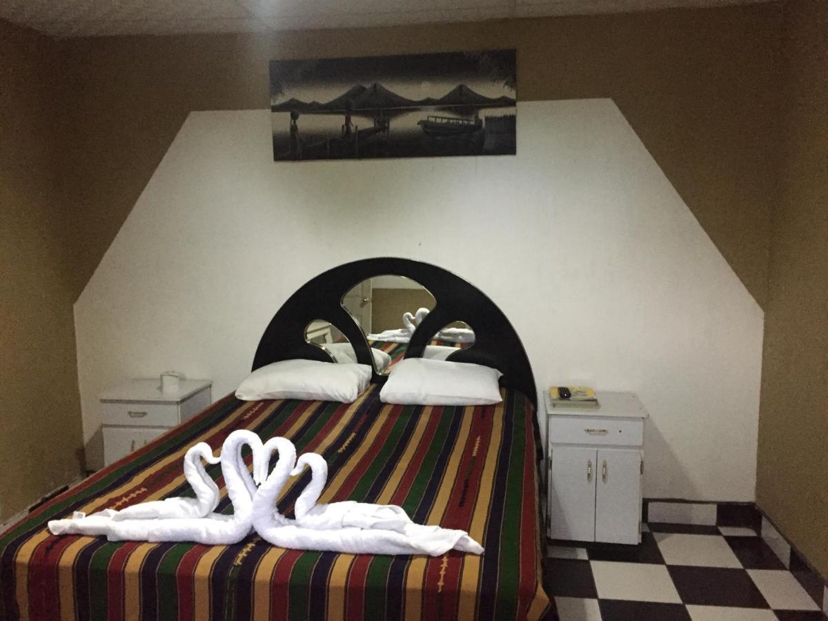 Hotel Amigo Panajachel Extérieur photo